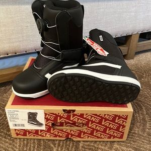 Vans juvie liner less boa snowboard boots size 3 kids
